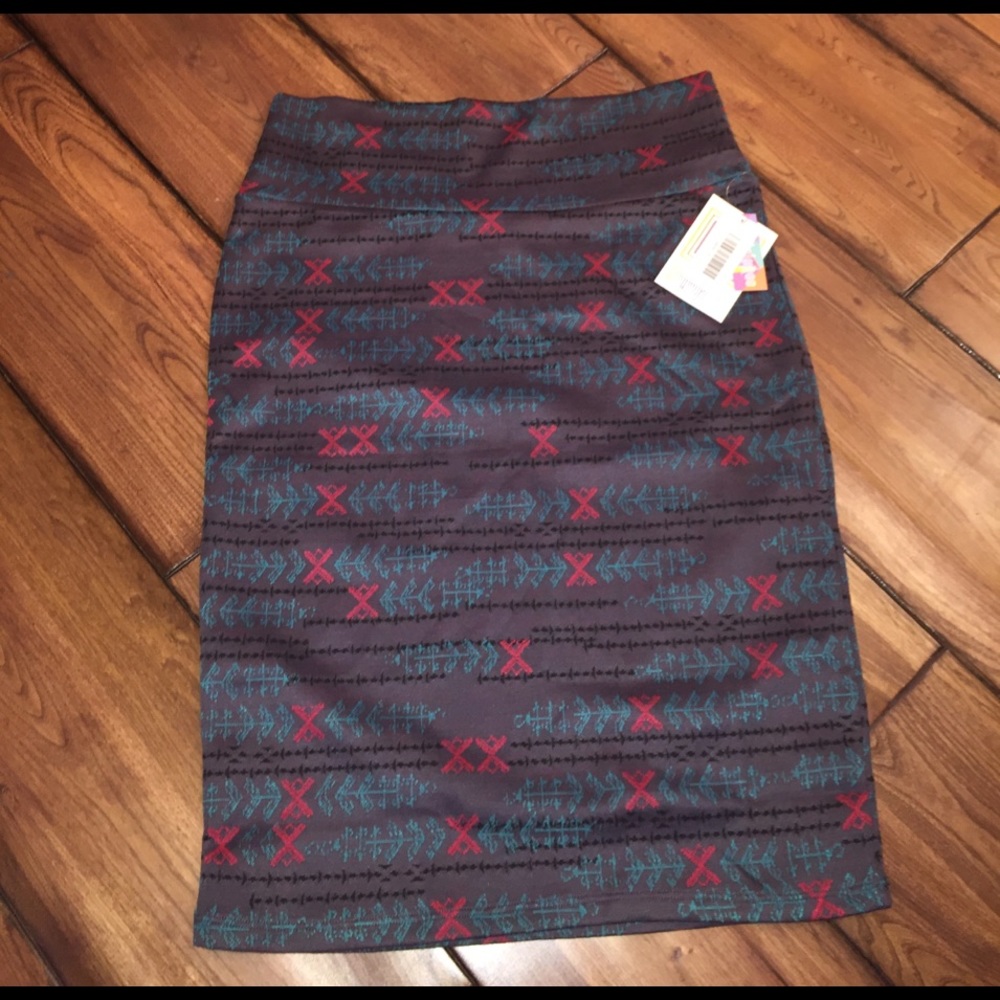 🦄 LuLaRoe Cassie NWT 🛍